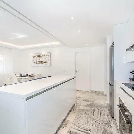 Friends & Family Well Presented Located In La Dama De Noche Apartmán *