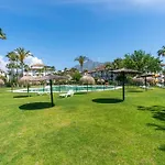 Friends & Family Well Presented Located In La Dama De Noche Apartman *