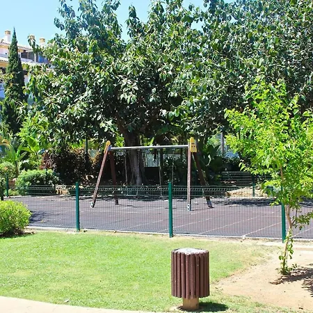 Friends & Family Well Presented Located In La Dama De Noche Apartment Marbella