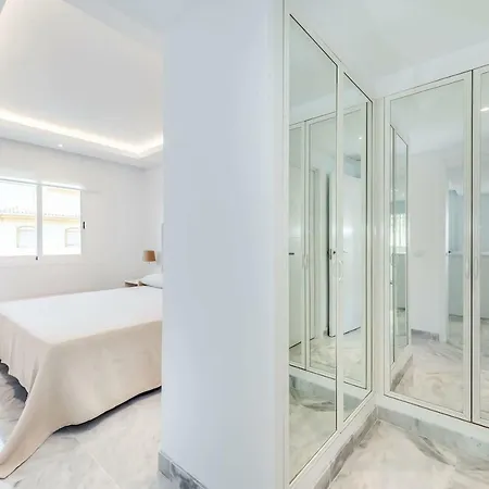 Apartment Friends & Family Well Presented Located In La Dama De Noche *