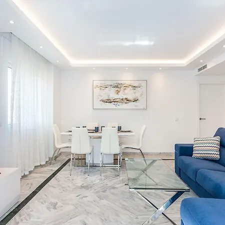 Friends & Family Well Presented Located In La Dama De Noche Apartment *